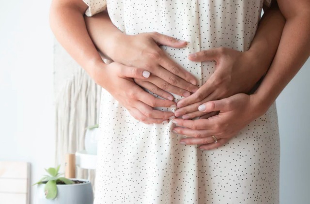 前置|孕妇的肚子不能乱摸，尤其是以下3种情况，孕妈自己也要管住手！