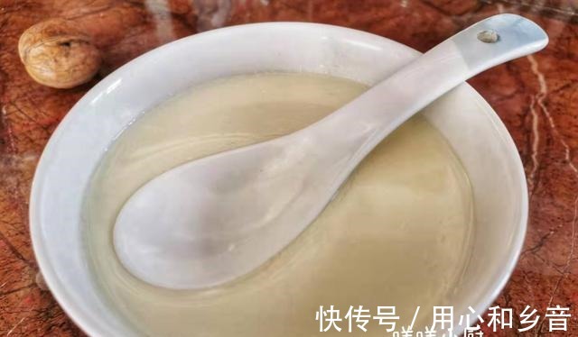 姜撞奶|夏天的姜这样吃香甜可口,掌握3个关键点,在家做也能百分百成功!