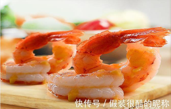 极味|美食推荐：特色炭烤兔、日本鱼花凤尾虾、极味鸭掌制作方法