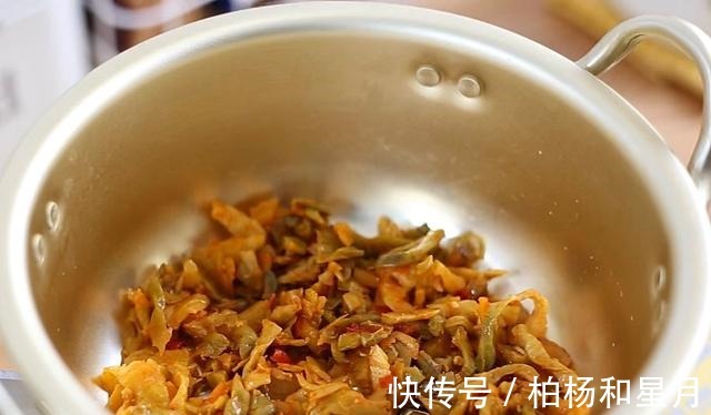 冬天，晚餐就爱这么吃，又酸又辣好过瘾，吃完浑身热乎不怕冷！
