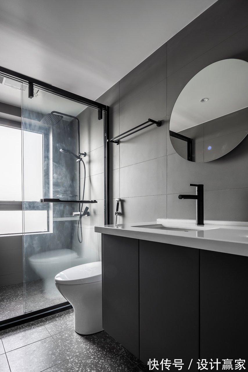 客餐厅|132㎡现代黑白灰,素雅极简的美学空间,冷暖色搭配恰到好处