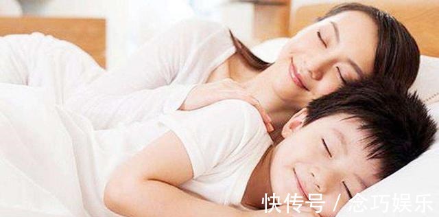 断奶|男孩8岁还戒不掉母乳,妈妈无奈带去医院,医生直摇头治不了