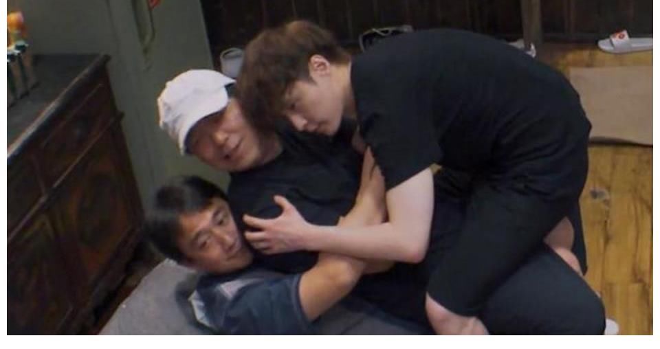 蘑菇|黄渤当面直言张艺兴的短板，叮嘱其别忘记生活，重现“极挑”情谊