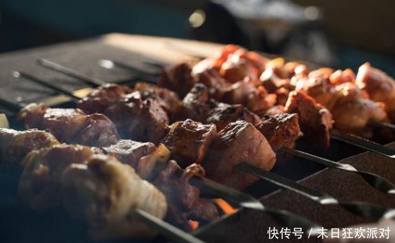 提醒中老年人群五种不健康的食物,再喜欢吃也尽量少碰