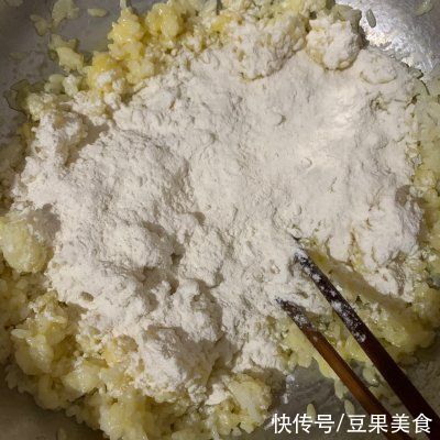 大米|香到流口水的大米锅巴，下饭神器都靠它