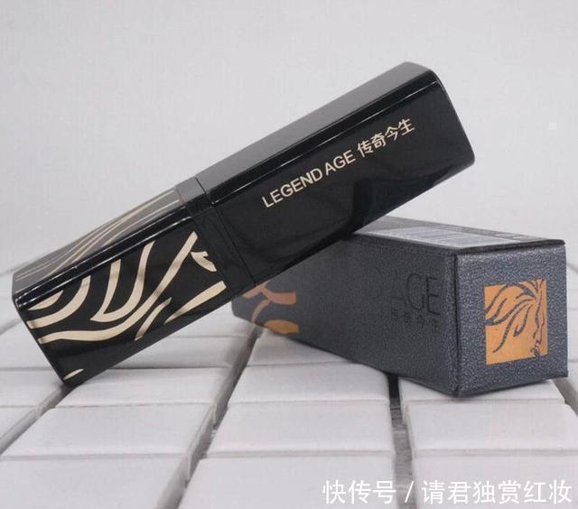 膏体|国货口红“真不行”完美日记被吐槽，花西子风评差，难怪用大牌