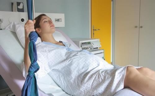 宝妈|临产的时候,很多女性都羞于这1点,医生说出实情,你能接受吗