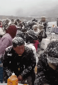 |搞笑GIF:有个这样的女友 肯定连五十都活不到