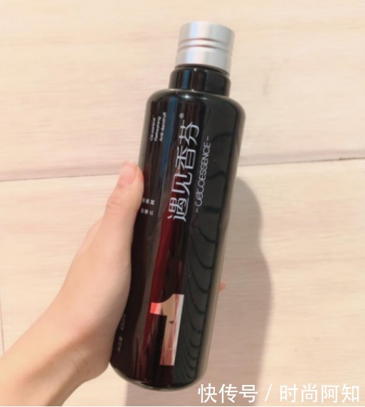 油头首选控油洗发水,拯救“油头星人”,放肆凹造型