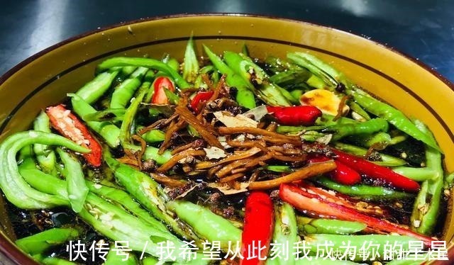辣椒蒂|又到了腌辣椒的季节,教你酱腌辣椒的百年秘方,香辣又下饭!