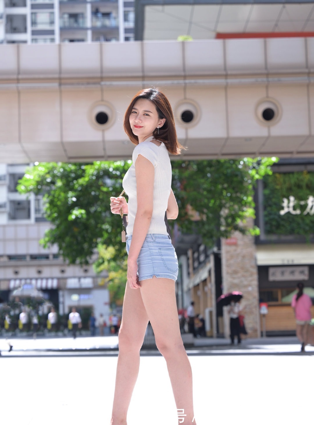 精气神|短裤装扮简约又时尚，轻松穿出高级感1