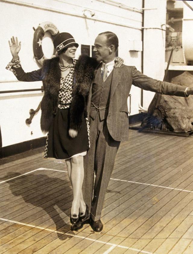 颁发|他死后颁发的格莱美终生成就奖