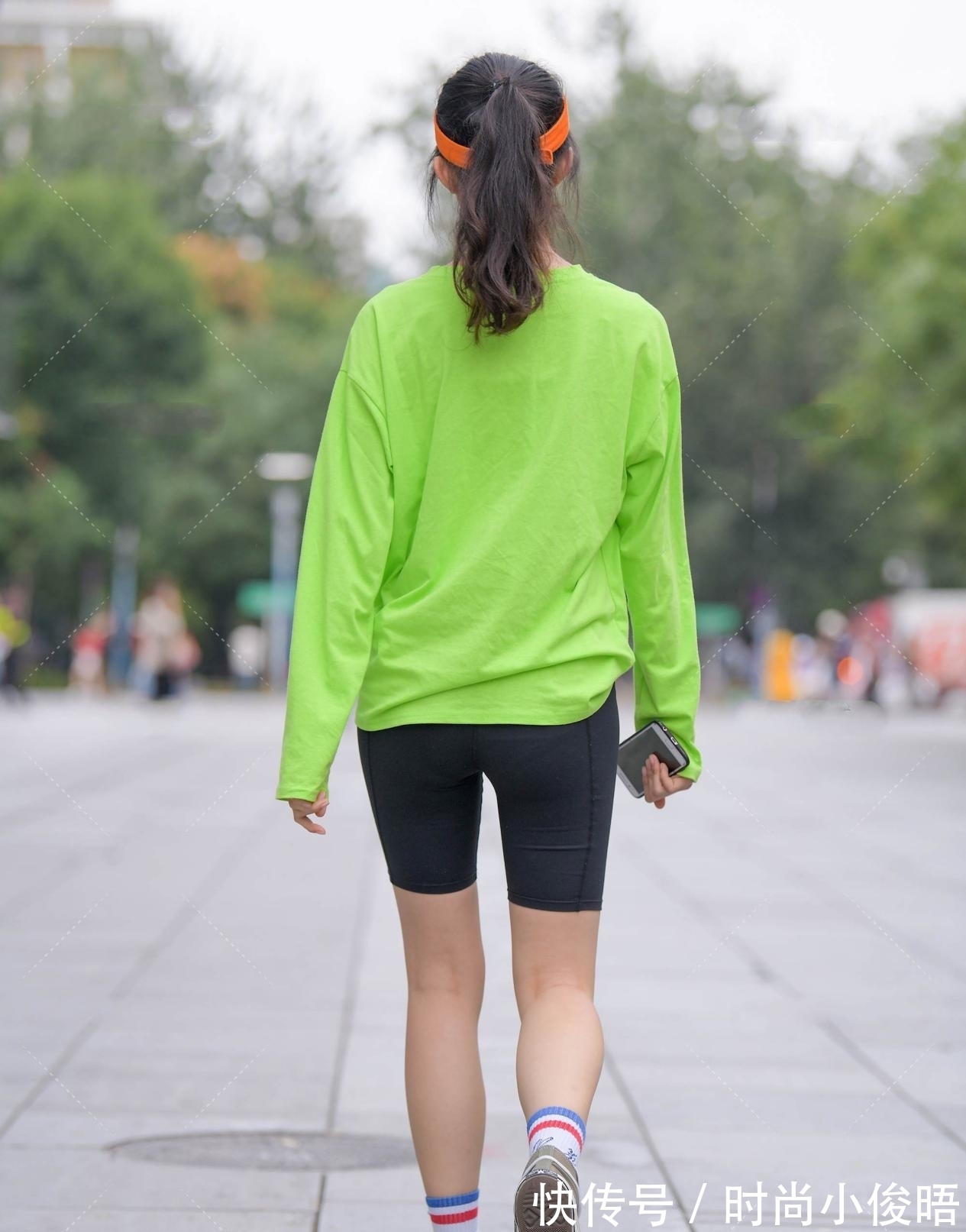 链条包 高个子女生，用五分裤搭配出又帅又A的感觉