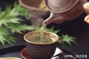 专家再次提醒,痛风注意遵守4个饮食原则,尿酸快速降下来!