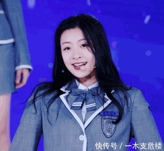 欺负|直播爆料被欺负,《青春有你2》里的那对四胞胎又出来“作”了