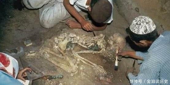 a701|史上最悠久的吻别,长达2800年,被挖掘时感动了数千人