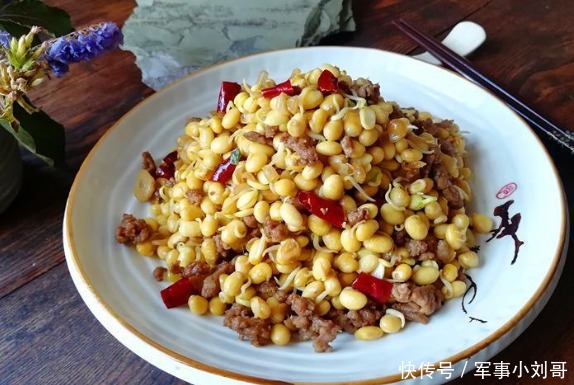 健腦養(yǎng)顏護膚祛脂降壓,嚼著特別的香,味道比飯店做的還要好吃