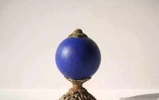 品官员的顶|清代官员帽子那颗不起眼的“珠子”,你知道多少钱吗?一般人根本买不起!