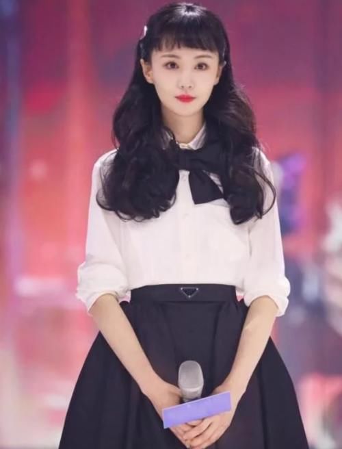 与节目组握手言和，郑爽重回《追哥》，网友质疑双方联合炒作