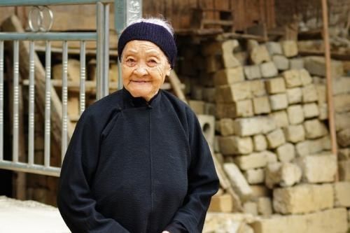 长寿老人|长寿真的那么好吗?其实能活到“这个岁数”,或许幸福指数更高