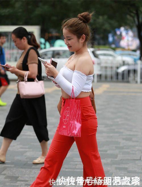 高跟鞋 肥胖也是一种优势,小姐姐的教科书式穿搭,让你拥有苗条身材