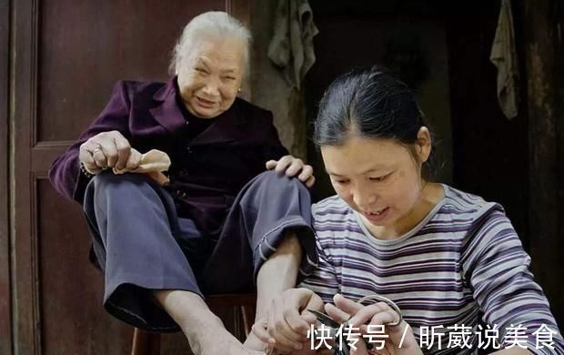 一儿一女|“一儿一女”跌落神坛,“两个儿子”登顶幸福感榜,家长晚年有保障