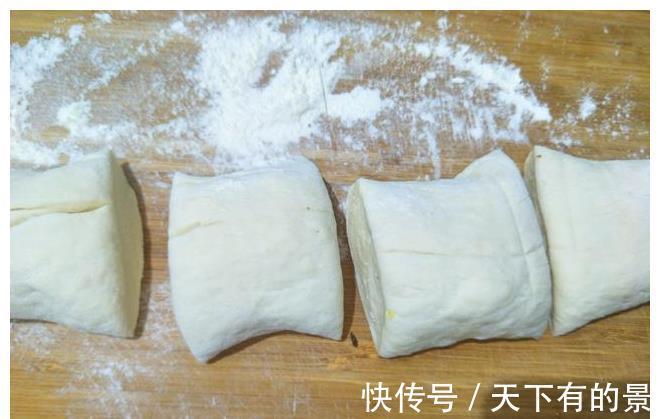 好吃|馅饼的好吃做法,皮薄馅多,柔软喷香,凉了也不硬