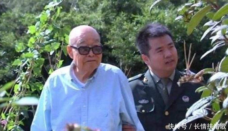 回家|开国少将12岁参加红军，功成名就后回家，发现赶驴老汉正是父亲
