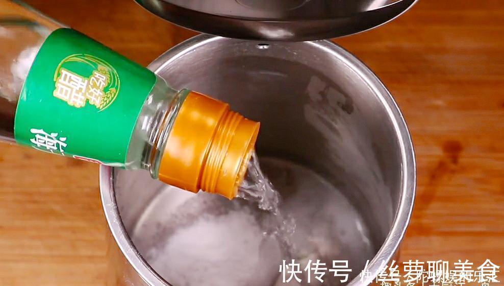 电热水壶|不管水壶水垢多厚,大厨教你一招,水垢快速去除,方便又卫生