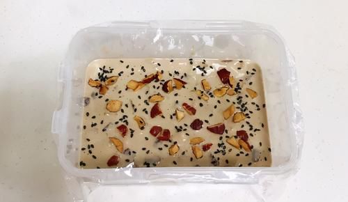 对这种糯叽叽的甜食没有抵抗力，尤其是女人要多吃，补气血