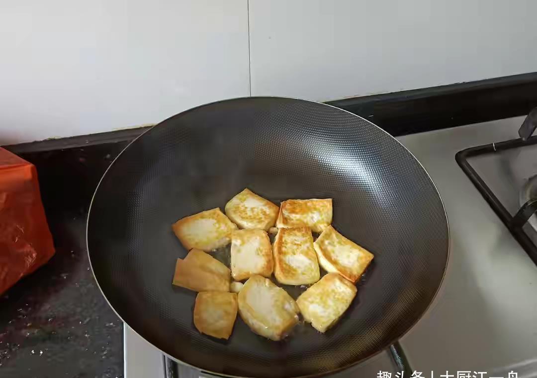 钢丝|同样是炒锅,不粘锅和铁锅区别大,弄懂了再买不吃亏