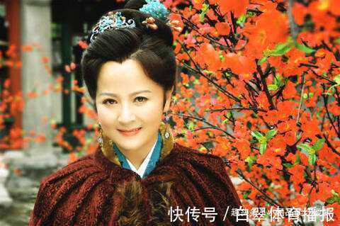 宝玉#香菱被薛蟠毒打后,薛姨妈为何要将她卖了?林黛玉的奶妈说出原因