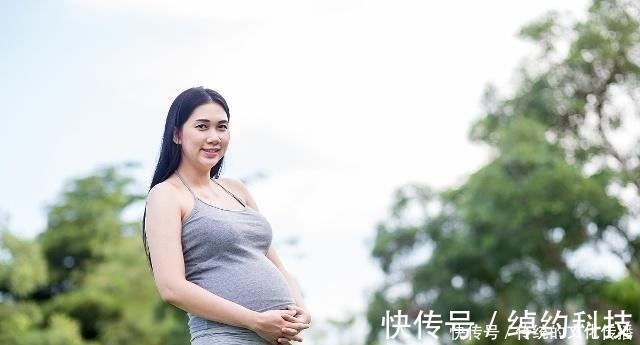 孕期|孕期,孕妈散步时,尽量避开这2个时间,或许对宝宝好!