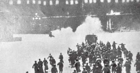 污蔑|一个被污蔑叛国遭流放的国家,流放十五年,终于重回故土恢复国名