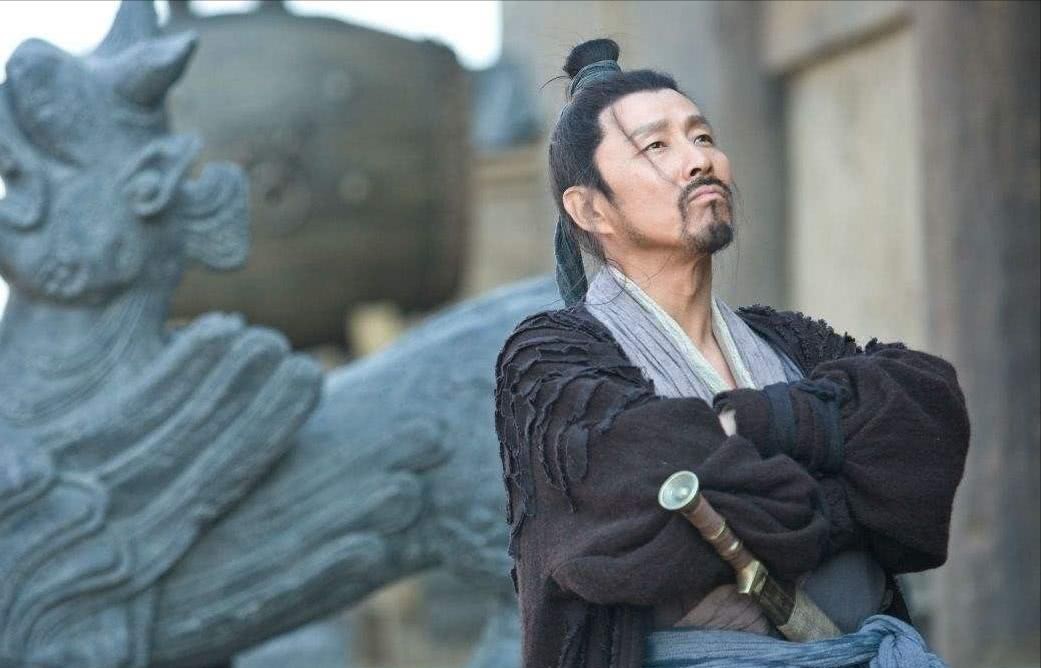 在世|历史上，刘邦当上皇帝后，是怎样对待自己还在世的老父亲刘太公的？