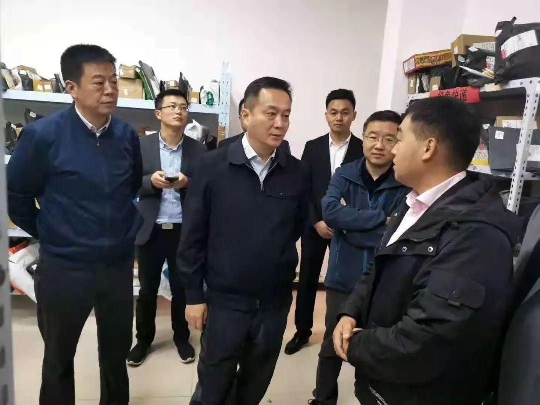 保障|亳州市委副书记孔涛调研指导快递业务旺季服务保障工作