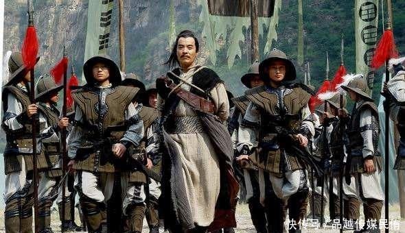 朱棣得知张三丰起死回生后,立刻派30万大军上武当山