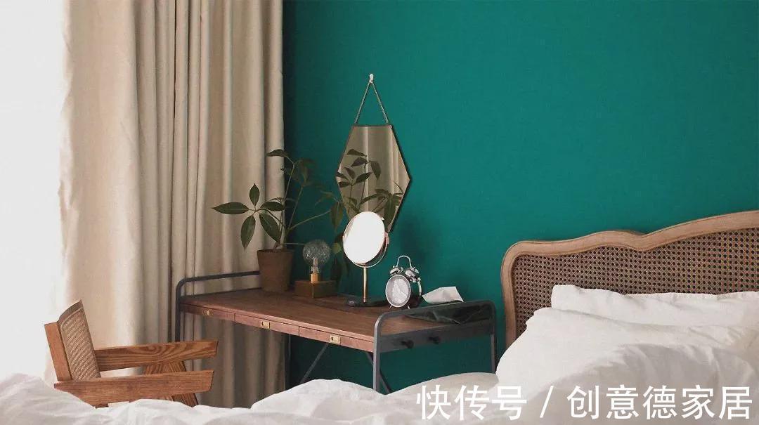 木色|76㎡北欧复古，民族地毯、白色羊毛坐垫、木色百叶帘…太治愈了