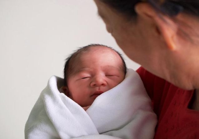 智力|宝宝喝母乳的时间越接近这个周数,智力越高,宝妈不需要过早断奶