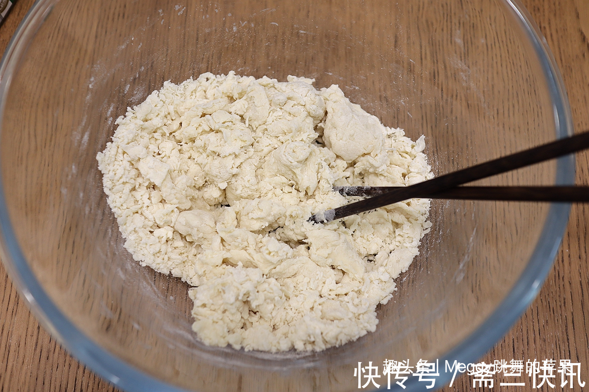 面粉|开春了，蒸几个“春色满园”的馒头，暄软好吃比老方法省60分钟