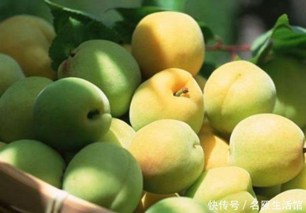 暖宫|女人患“子宫肌瘤”,坚持吃4样食物,活血暖宫,肌瘤或许会变小