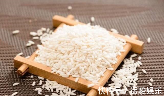 老人|家长谨记老人孩子感冒时别给吃5种“发物”,定会加重病情