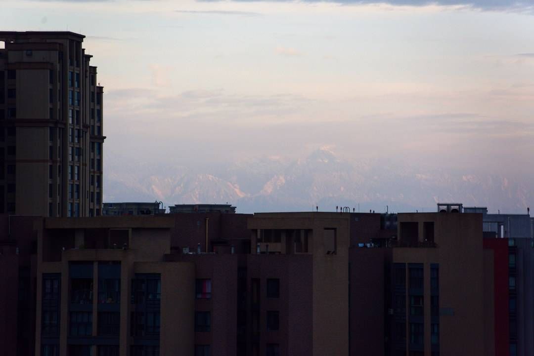 远山|图集丨春雪降临 远山一夜白头