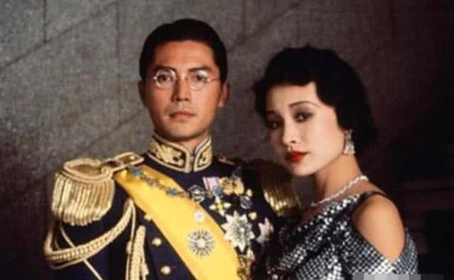 没想到|皇帝上街买烧饼吃,没想到刚吃1口便大怒道:我被仆人骗了几十年!