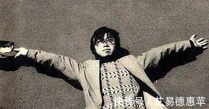 海子!15岁进北大的天之骄子,为何要选择在自己生日当天卧轨自杀?