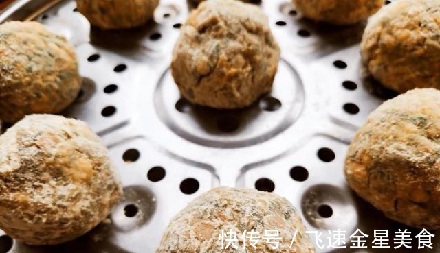 最近我家总是迷这菜,上锅一蒸蘸小料,好吃营养,拿羊肉我都不换!