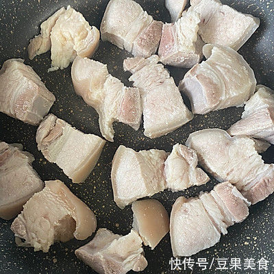 好吃|红烧肉这么好吃，大饭店的经常这么做，