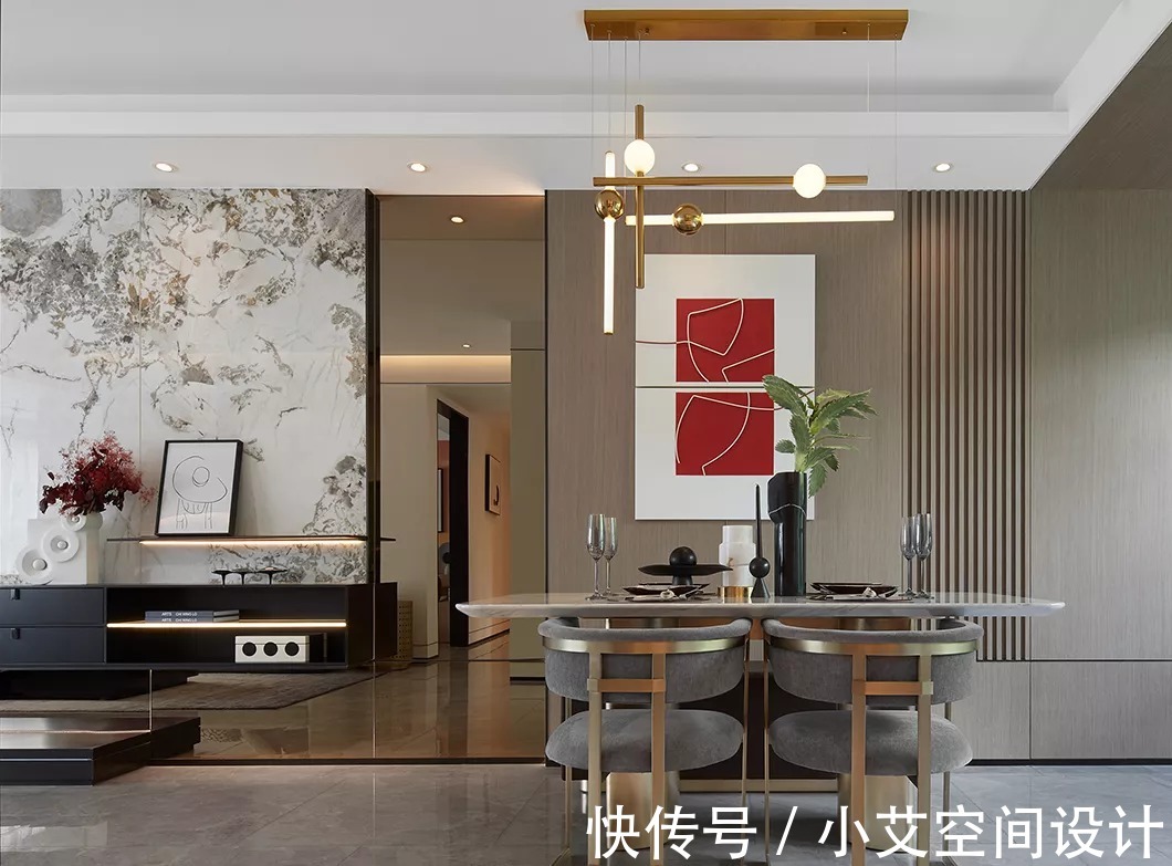 故宫红|116平软装设计,营造出安逸舒适的氛围