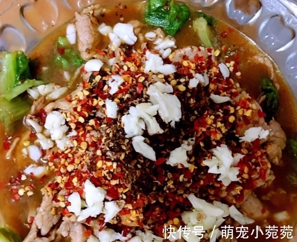 毛血旺|请客时说点几个硬菜，到底什么是硬菜？你眼中的硬菜是什么样子的？