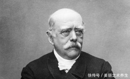 德意志|此人攻破世界上最奢华皇宫,建一强大帝国,却宁做少将不做首相